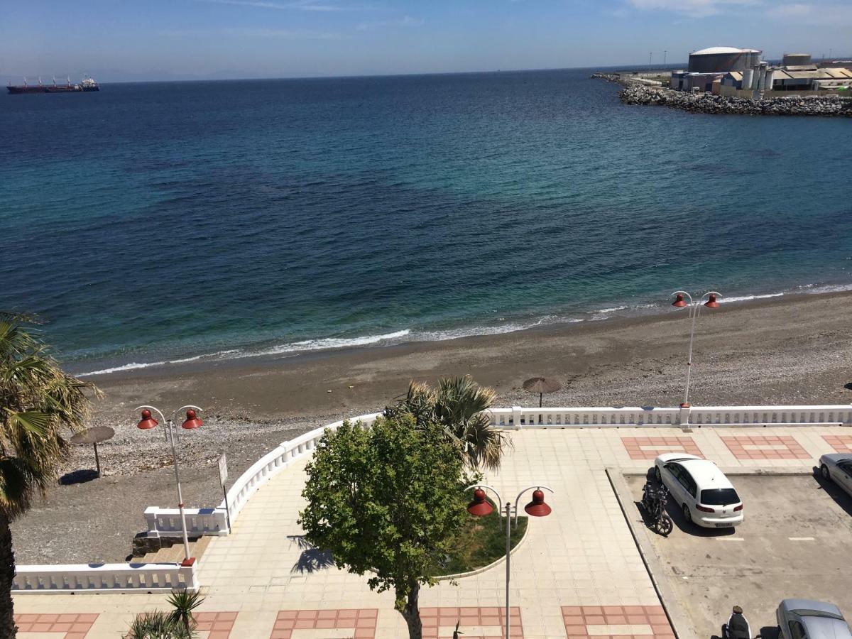 Estudio frente al mar Ceuta Exterior foto